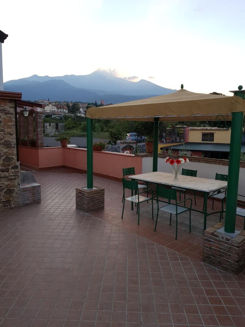 Villa Original Sicily House Santa Venerina Exterior foto